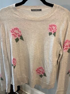 Alashan Cream Crewneck Sweater with Pink Floral Accents cashmere blend size L
